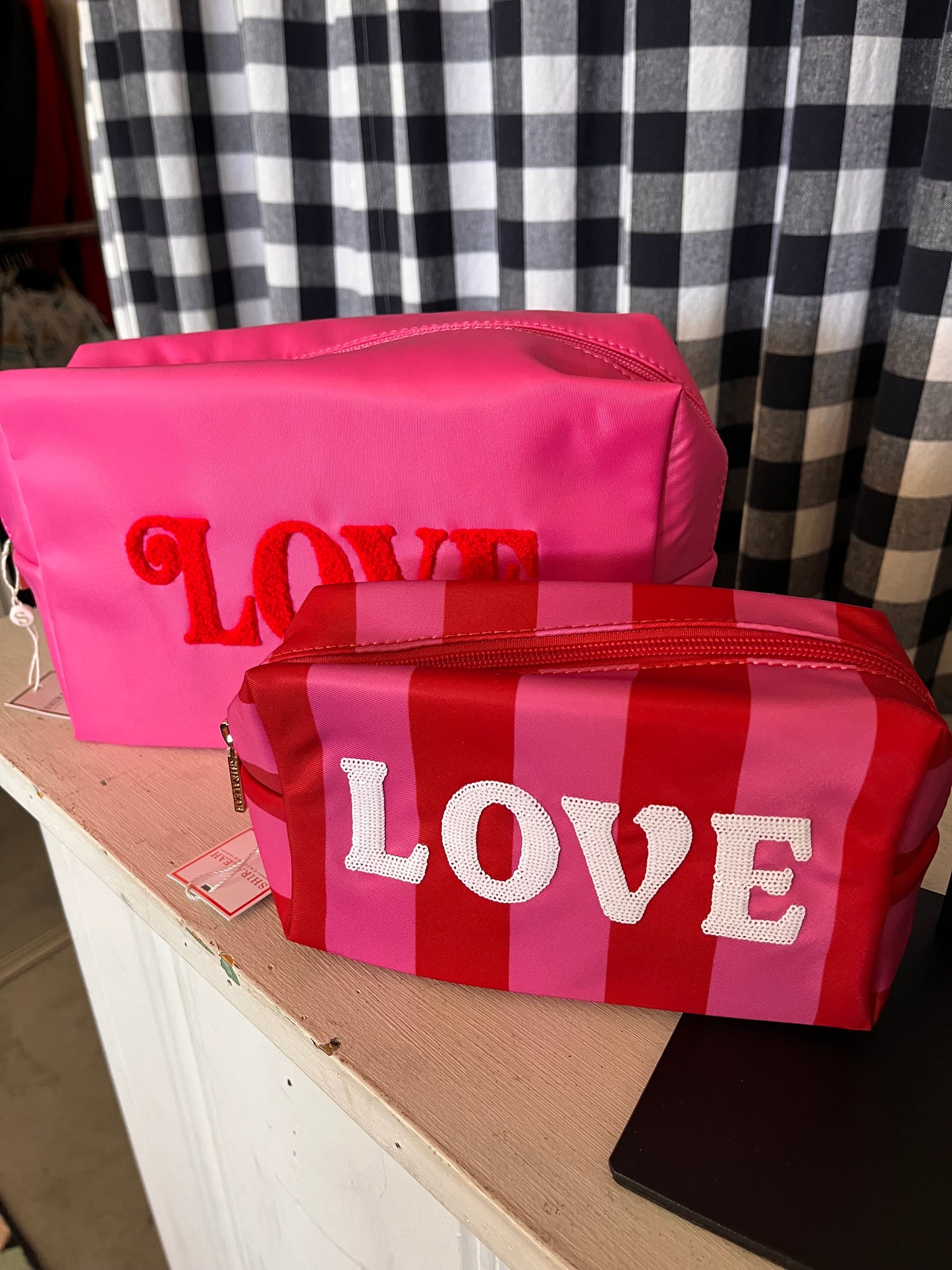 Cora Love Pouch