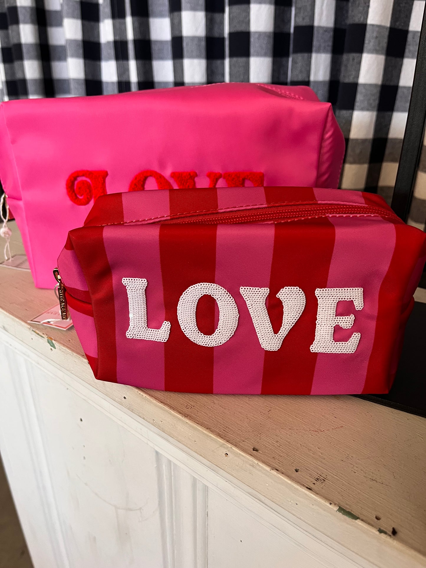 Cora Love Pouch